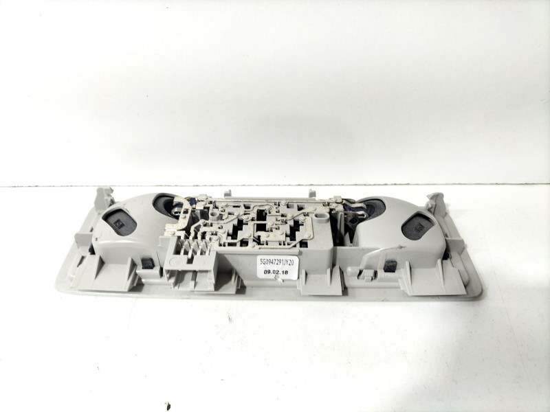 Recambio de luz interior de techo para volkswagen golf vii (5g1, bq1, be1, be2) 1.6 tdi referencia OEM IAM 5G0947291JY20  