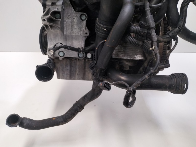 Recambio de motor completo para volkswagen passat b6 (3c2) 2.0 tdi referencia OEM IAM AZV  