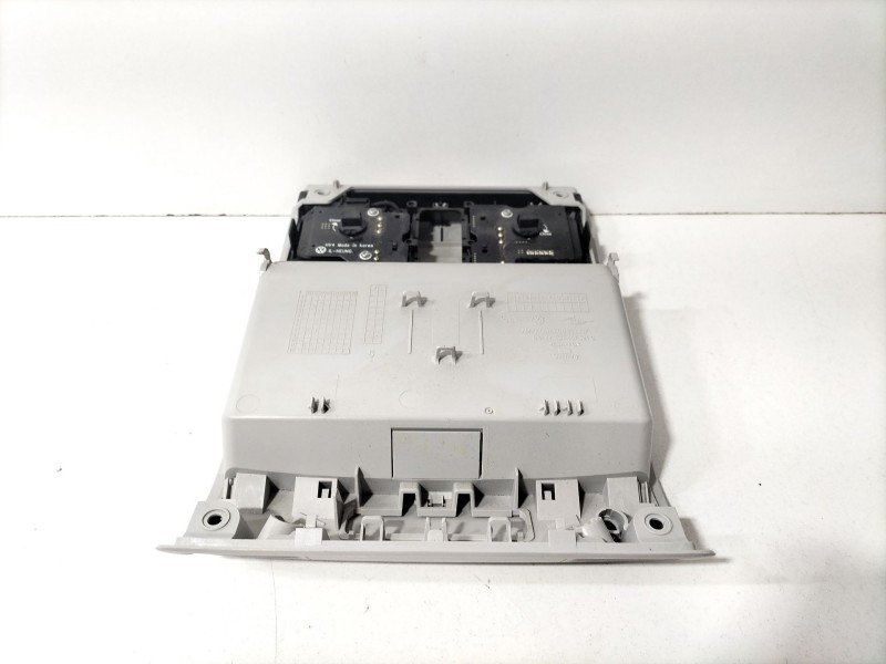 Recambio de luz interior de techo para volkswagen golf vii (5g1, bq1, be1, be2) 1.6 tdi referencia OEM IAM 5G0868837  