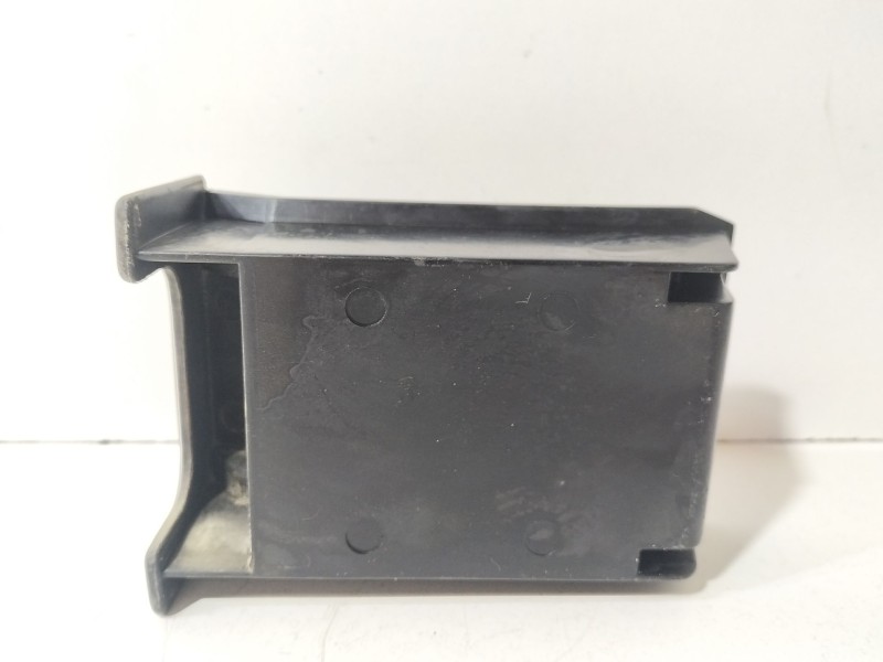 Recambio de cenicero para suzuki vitara (et) hdi (se 420hdi) referencia OEM IAM vitara  