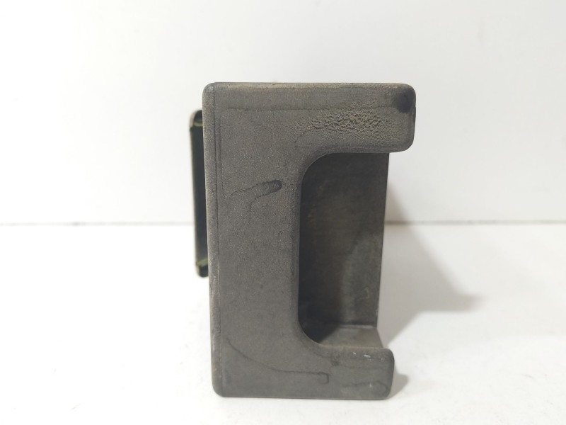 Recambio de cenicero para suzuki vitara (et) hdi (se 420hdi) referencia OEM IAM vitara  