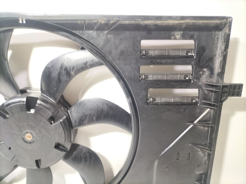 Recambio de electroventilador para volkswagen golf vii (5g1, bq1, be1, be2) 1.6 tdi referencia OEM IAM 5Q0121205AL  