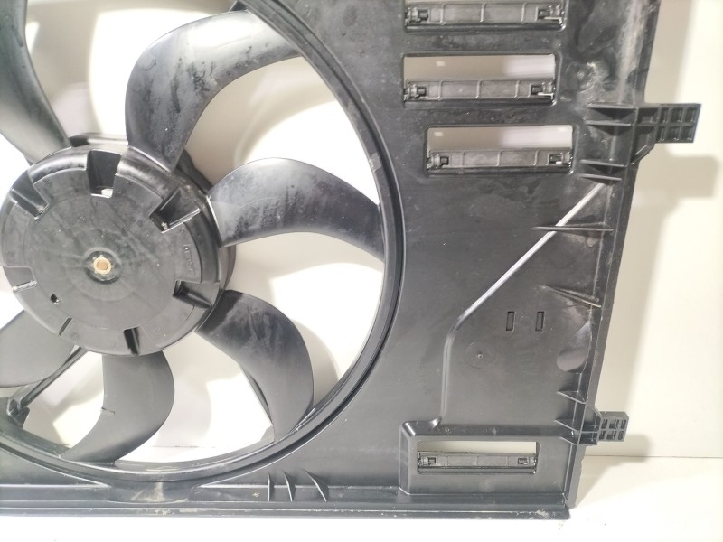 Recambio de electroventilador para volkswagen golf vii (5g1, bq1, be1, be2) 1.6 tdi referencia OEM IAM 5Q0121205AL  