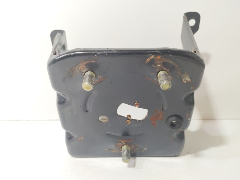 Recambio de soporte rueda repuesto para suzuki vitara (et) hdi (se 420hdi) referencia OEM IAM vitara  