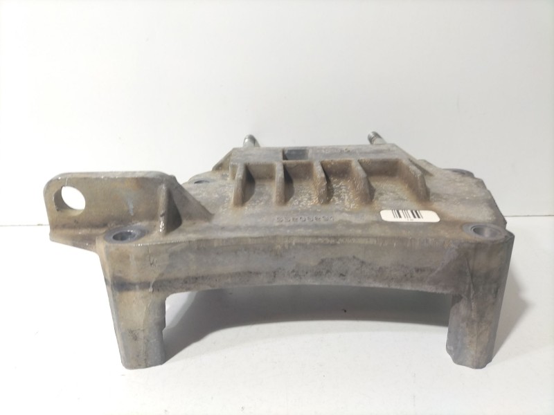 Recambio de soporte motor para ford ka (ru8) 1.3 tdci referencia OEM IAM 55206291  