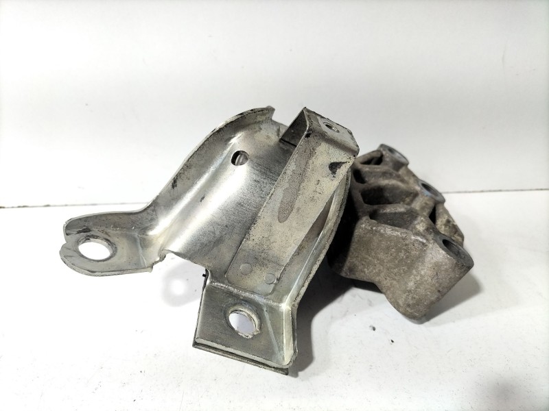 Recambio de soporte motor para ford ka (ru8) 1.3 tdci referencia OEM IAM 51730868  