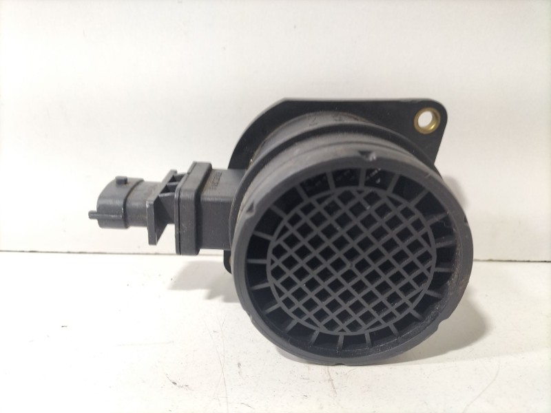 Recambio de caudalimetro para fiat grande punto (199) 1.3 16v jtd cat referencia OEM IAM F00C2G7023  