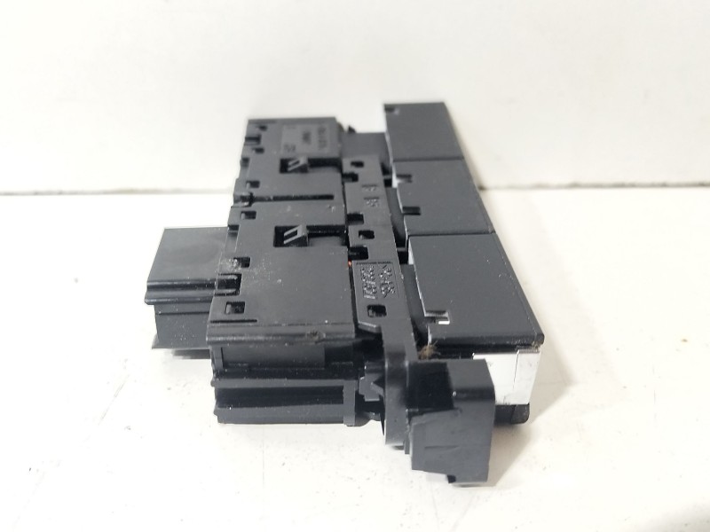 Recambio de interruptor para volkswagen golf vii (5g1, bq1, be1, be2) 1.6 tdi referencia OEM IAM 5G1927238F  