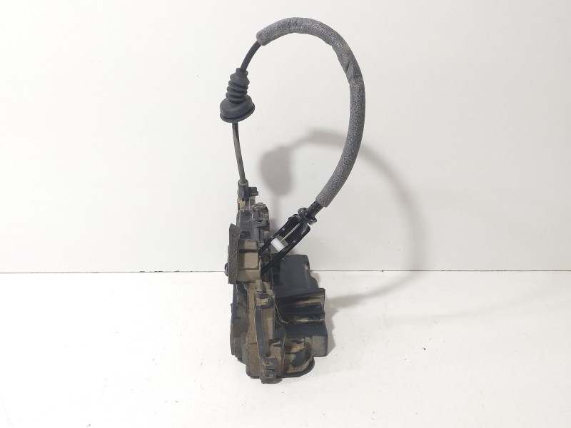Recambio de cerradura puerta trasera derecha para volkswagen golf vii (5g1, bq1, be1, be2) 1.6 tdi referencia OEM IAM 5TA839016E
