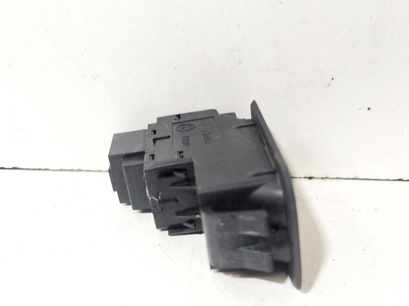 Recambio de mando elevalunas trasero derecho para volkswagen golf vii (5g1, bq1, be1, be2) 1.6 tdi referencia OEM IAM 5G0868345 