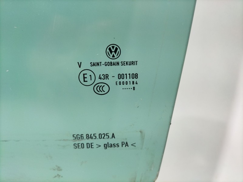 Recambio de luna trasera izquierda para volkswagen golf vii (5g1, bq1, be1, be2) 1.6 tdi referencia OEM IAM 5G6845025A  