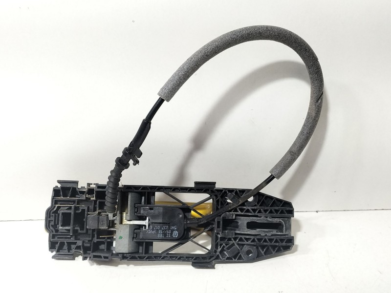 Recambio de maneta exterior trasera derecha para volkswagen golf vii (5g1, bq1, be1, be2) 1.6 tdi referencia OEM IAM 5N0837017E 