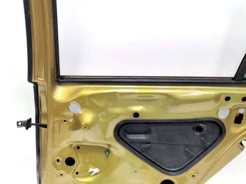 Recambio de puerta trasera derecha para volkswagen golf vii (5g1, bq1, be1, be2) 1.6 tdi referencia OEM IAM 5G4833056AD  