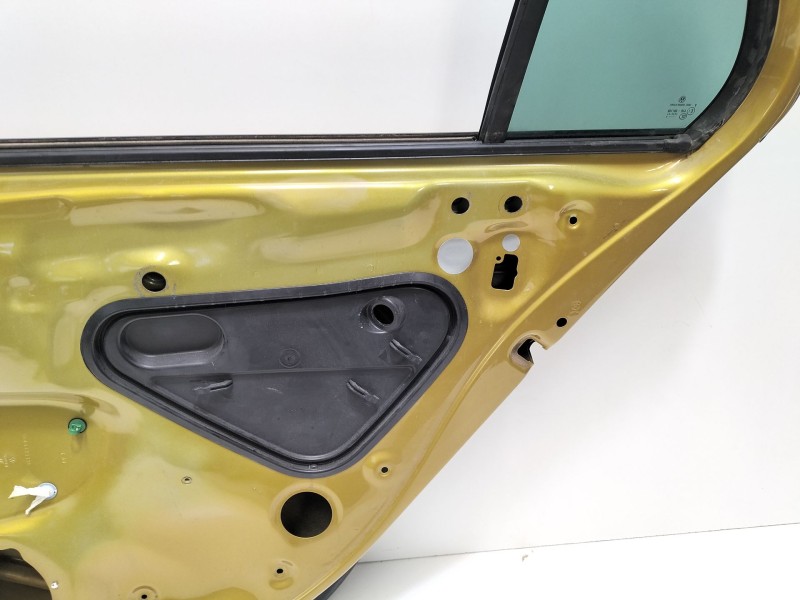 Recambio de puerta trasera derecha para volkswagen golf vii (5g1, bq1, be1, be2) 1.6 tdi referencia OEM IAM 5G4833056AD  
