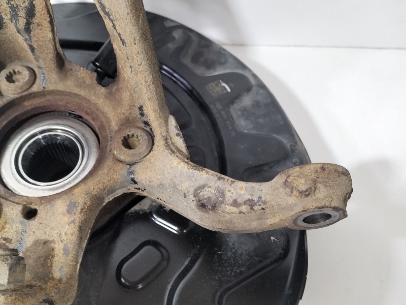 Recambio de mangueta delantera derecha para volkswagen golf vii (5g1, bq1, be1, be2) 1.6 tdi referencia OEM IAM 5Q02560  