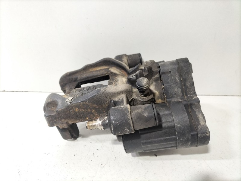Recambio de pinza freno trasera izquierda para volkswagen golf vii (5g1, bq1, be1, be2) 1.6 tdi referencia OEM IAM 8V0698671  