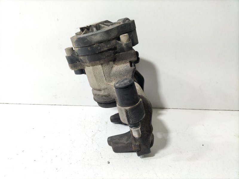 Recambio de pinza freno trasera izquierda para volkswagen golf vii (5g1, bq1, be1, be2) 1.6 tdi referencia OEM IAM 8V0698671  