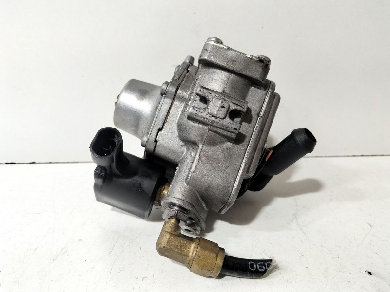Recambio de valvula egr para seat ibiza iv (6j5, 6p1) 1.4 referencia OEM IAM 67R010286  