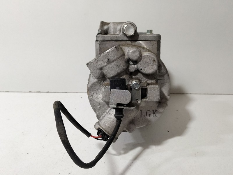 Recambio de compresor aire acondicionado para seat ibiza iv sc (6j1, 6p5) 1.4 referencia OEM IAM 6Q0820808F  