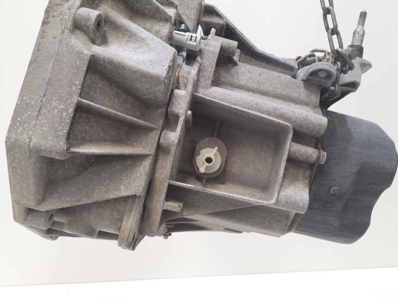 Recambio de caja cambios para renault clio iii grandtour (kr0/1_) 1.5 dci referencia OEM IAM JR5306  