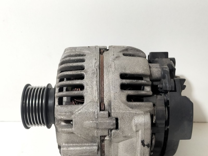 Recambio de alternador para seat ibiza iv (6j5, 6p1) 1.4 referencia OEM IAM 038903025M  