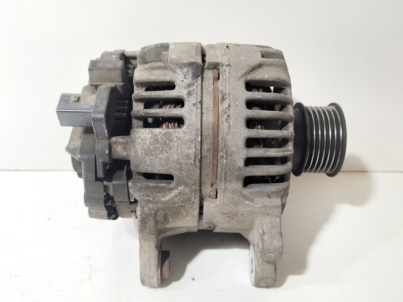 Recambio de alternador para seat ibiza iv (6j5, 6p1) 1.4 referencia OEM IAM 038903025M  