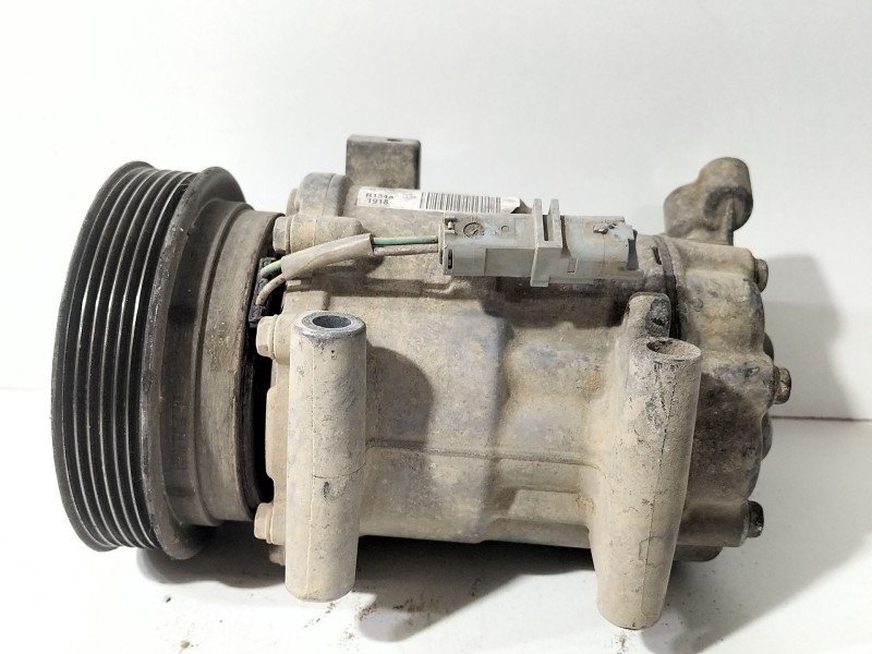 Recambio de compresor aire acondicionado para renault kangoo express (fw0/1_) 1.5 dci 75 (fw07, fw10, fw04) referencia OEM IAM 8