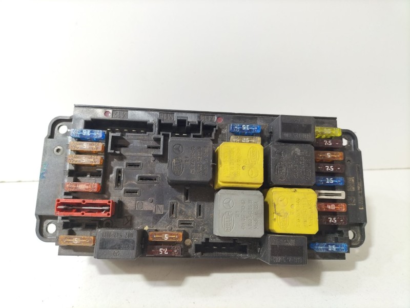 Recambio de caja reles / fusibles para mercedes-benz clase c coupé (cl203) c 220 cdi (203.708) referencia OEM IAM 2095452801  
