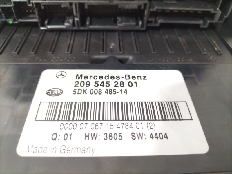 Recambio de caja reles / fusibles para mercedes-benz clase c coupé (cl203) c 220 cdi (203.708) referencia OEM IAM 2095452801  