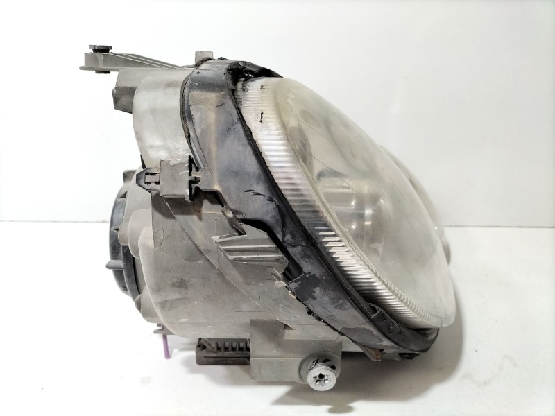 Recambio de faro derecho para mercedes-benz clase c coupé (cl203) c 220 cdi (203.708) referencia OEM IAM 203820425964  