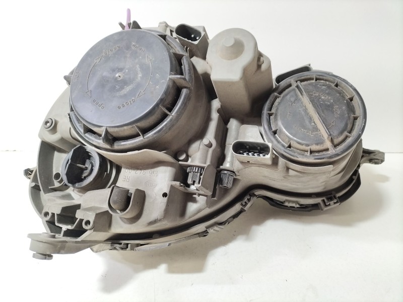 Recambio de faro derecho para mercedes-benz clase c coupé (cl203) c 220 cdi (203.708) referencia OEM IAM 203820425964  