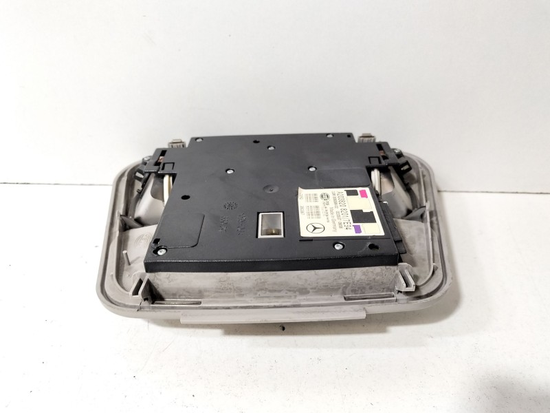 Recambio de luz interior para mercedes-benz clase c coupé (cl203) c 220 cdi (203.708) referencia OEM IAM A2038208201  