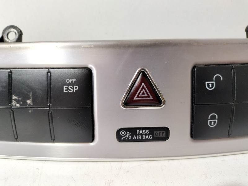 Recambio de warning para mercedes-benz clase c coupé (cl203) c 220 cdi (203.708) referencia OEM IAM 2038707110  