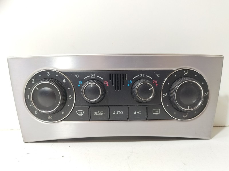 Recambio de mando climatizador para mercedes-benz clase c coupé (cl203) c 220 cdi (203.708) referencia OEM IAM A2038304085  