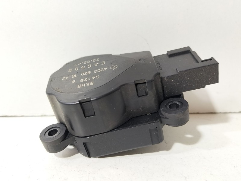 Recambio de motor calefaccion para mercedes-benz clase c coupé (cl203) c 220 cdi (203.708) referencia OEM IAM A2038201642  