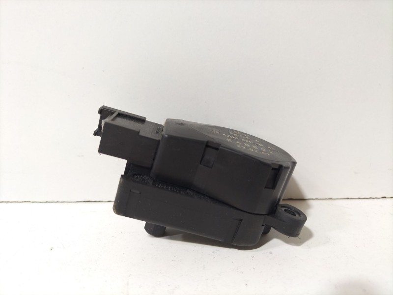 Recambio de motor calefaccion para mercedes-benz clase c coupé (cl203) c 220 cdi (203.708) referencia OEM IAM A2038201642  
