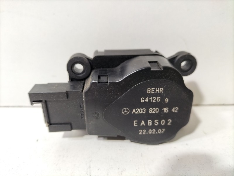 Recambio de motor calefaccion para mercedes-benz clase c coupé (cl203) c 220 cdi (203.708) referencia OEM IAM A2038201642  