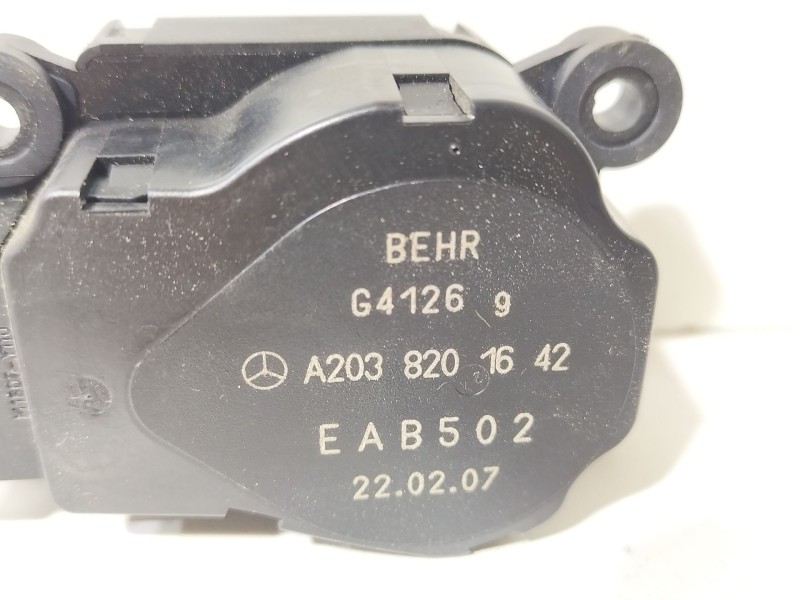 Recambio de motor calefaccion para mercedes-benz clase c coupé (cl203) c 220 cdi (203.708) referencia OEM IAM A2038201642  