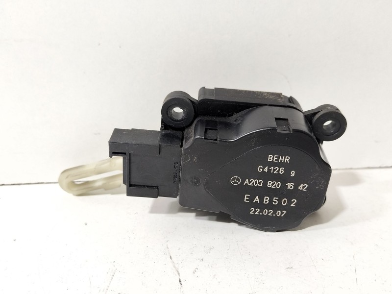 Recambio de motor calefaccion para mercedes-benz clase c coupé (cl203) c 220 cdi (203.708) referencia OEM IAM A2038201642  