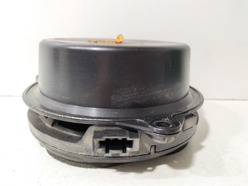 Recambio de altavoz para mercedes-benz clase c coupé (cl203) c 220 cdi (203.708) referencia OEM IAM A2038204002  