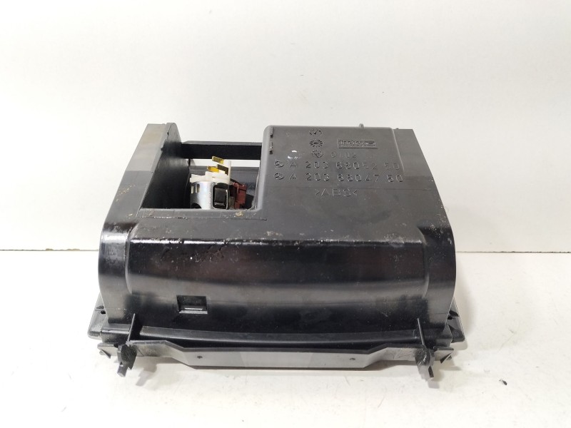 Recambio de cenicero para mercedes-benz clase c coupé (cl203) c 220 cdi (203.708) referencia OEM IAM A2036805250  