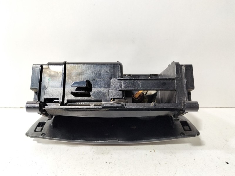 Recambio de cenicero para mercedes-benz clase c coupé (cl203) c 220 cdi (203.708) referencia OEM IAM A2036805250  