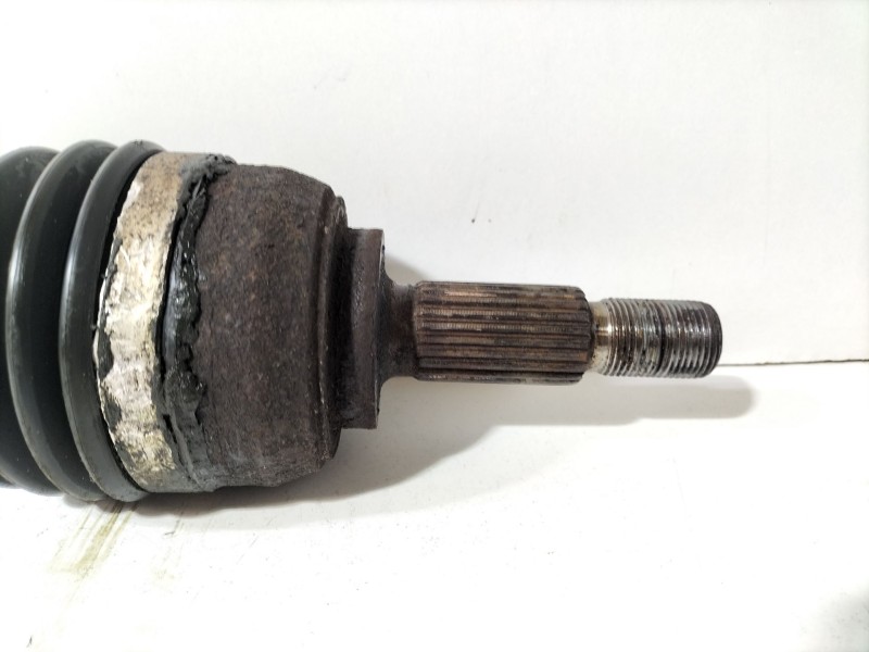 Recambio de transmision delantera izquierda para renault clio iii grandtour (kr0/1_) 1.5 dci referencia OEM IAM 8200499585  