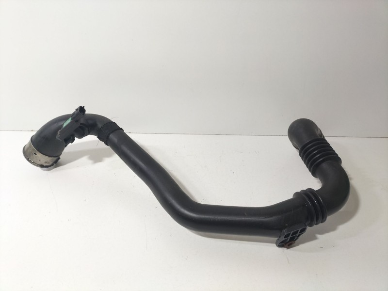 Recambio de tubo para renault clio iii grandtour (kr0/1_) 1.5 dci referencia OEM IAM 8200748681  