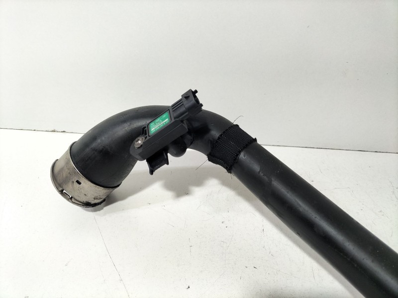 Recambio de tubo para renault clio iii grandtour (kr0/1_) 1.5 dci referencia OEM IAM 8200748681  