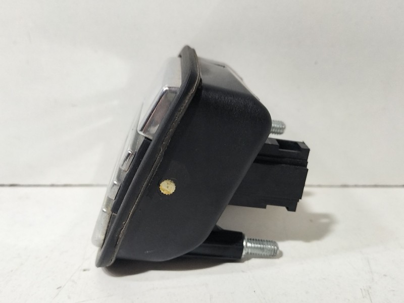 Recambio de maneta exterior porton para seat ibiza iv st (6j8, 6p8) 1.2 tsi referencia OEM IAM 6J4827565  