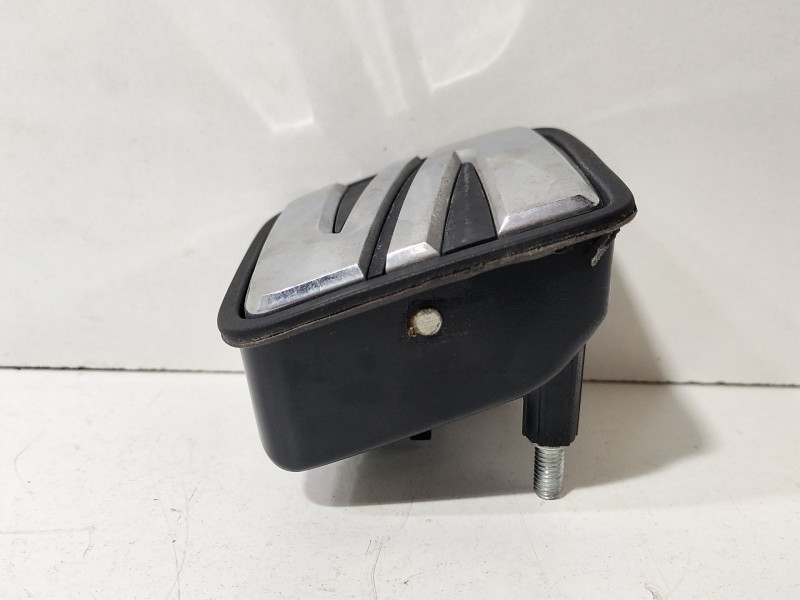 Recambio de maneta exterior porton para seat ibiza iv sc (6j1, 6p5) 1.4 tdi referencia OEM IAM 6J0827565  