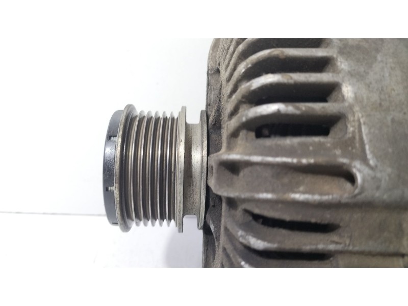 Recambio de alternador para volkswagen passat b6 (3c2) 2.0 tdi referencia OEM IAM 06F903026L  