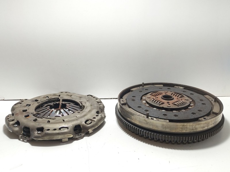 Recambio de kit embrague para mercedes-benz clase c coupé (cl203) c 220 cdi (203.708) referencia OEM IAM 019250690180  