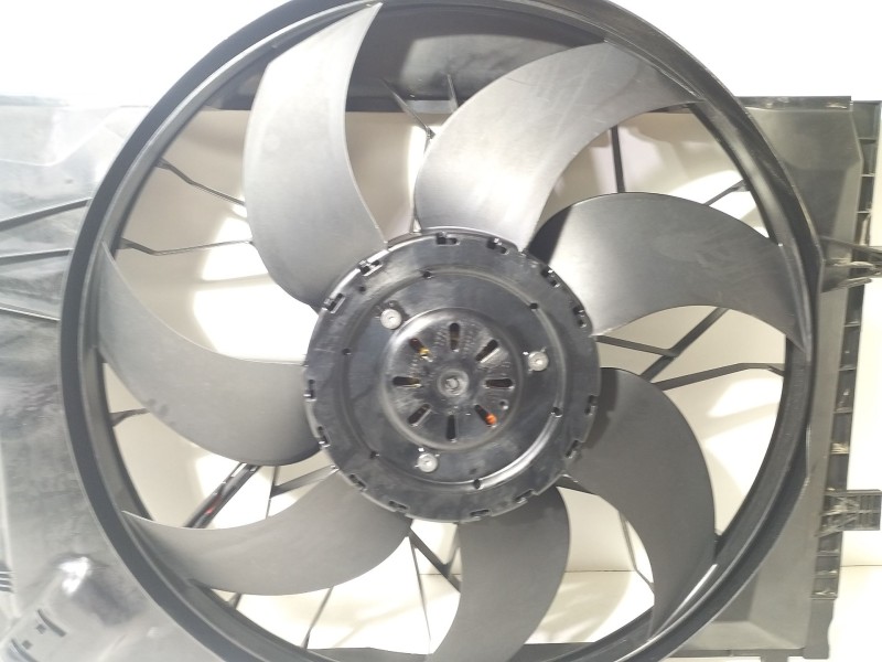 Recambio de electroventilador para mercedes-benz clase c coupé (cl203) c 220 cdi (203.708) referencia OEM IAM A2035001593  